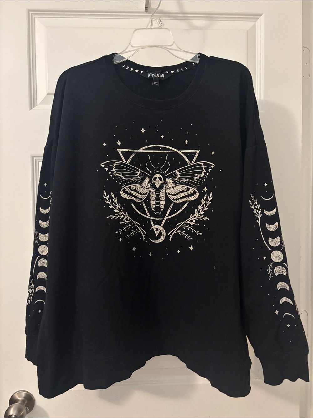 Nightfall Black Death Moth Pullover SZ 1X Fleece lined phased moon oversized